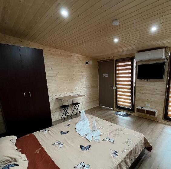 Basic Værelse, Magic Box