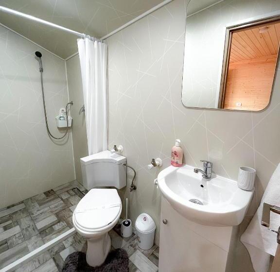 Basic Værelse, Magic Box