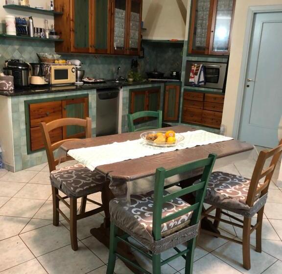 스탠다드 트리플 룸, Villa Di Cristina