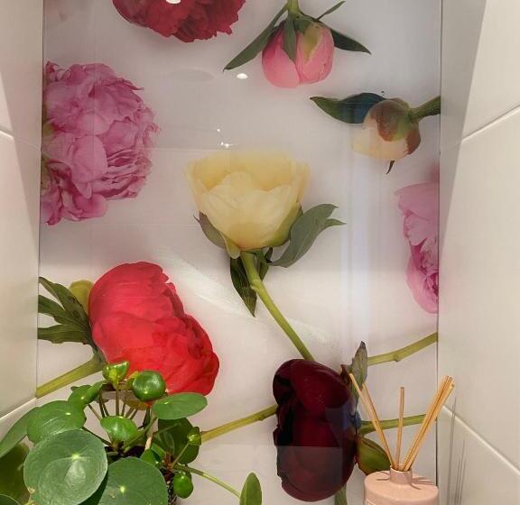 غرفة ديلوكس, Paauwze