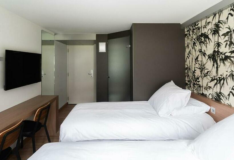 スタンダードルーム, De Werelt