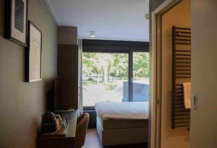 Deluxe Yhden Hengen Huone, De Werelt