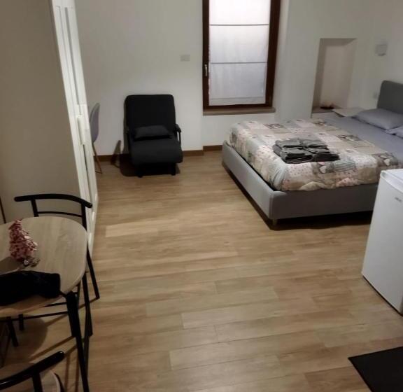 اتاق لوکس, Largo Otranto Guest House