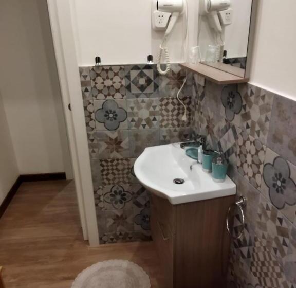 اتاق لوکس, Largo Otranto Guest House