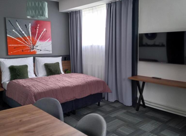 חדר דלוקס, Penzión Mamut Revúca