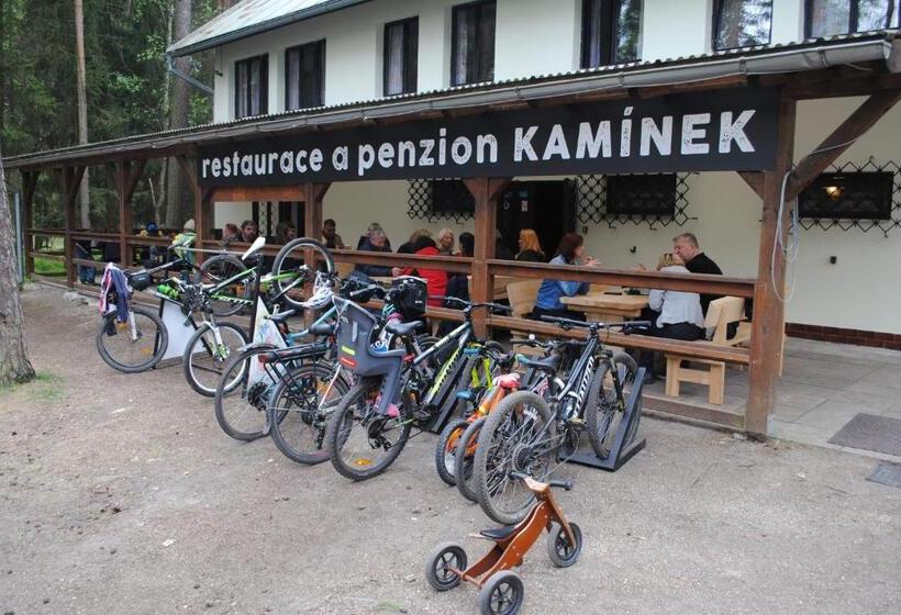 浴室共有スタンダード４人用ルーム, Penzion A Restaurace Kamínek