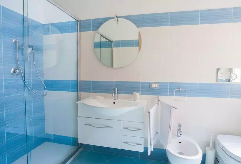 اتاق سوپریور سه تخته, B&b Il Sole Blu