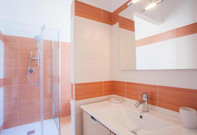 غرفة سوبيريور ثلاثية, B&b Il Sole Blu