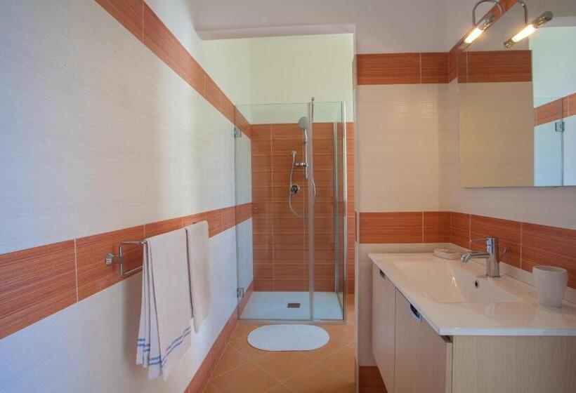 غرفة سوبيريور ثلاثية, B&b Il Sole Blu