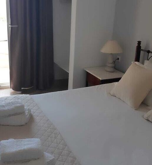 スタンダードルーム, Emmanouela Studios & Villas