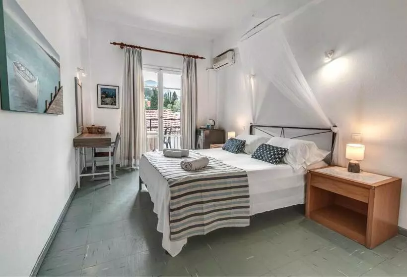 Chambre Triple Standard, Eros Beach