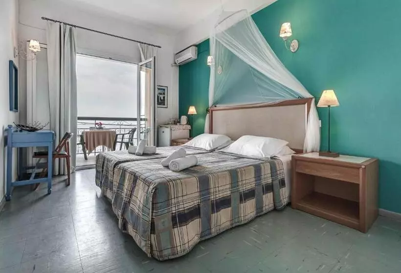 Chambre Supérieure, Eros Beach