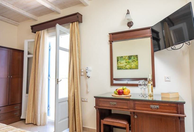 Номер Deluxe с Гидромассажем, Katerina