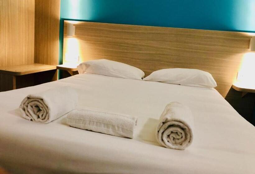 스탠다드 룸, Hôtel Du Stade Ex Kyriad Direct Lille Est Stade Pierre Mauroy