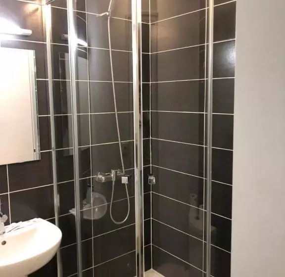 اتاق استاندارد, Hôtel Du Stade Ex Kyriad Direct Lille Est Stade Pierre Mauroy