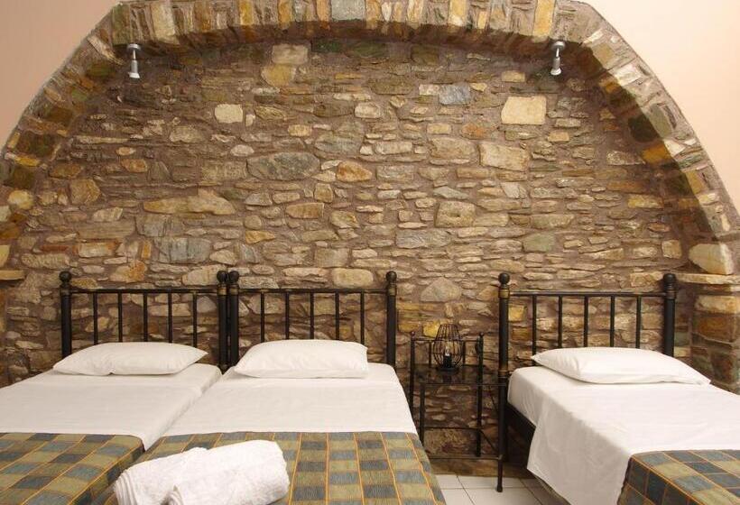 اتاق استاندارد سه نفره, Pefkakia Park