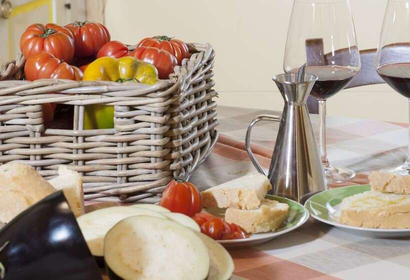 침실 3개 아파트, Croce Di Bibbiano