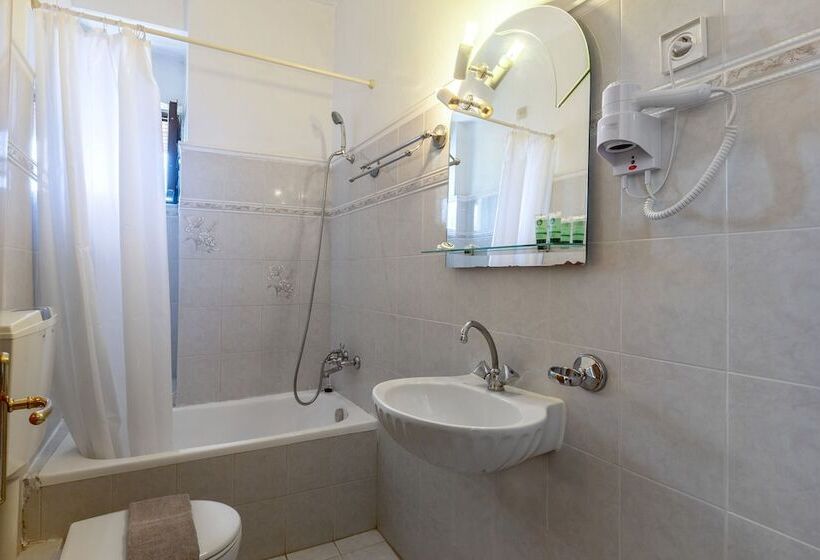 חדר סטנדרט לשלושה, San Giorgio Villa