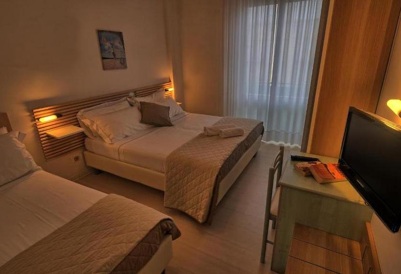 스탠다드 트리플 룸, San Marco Marotta