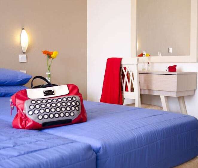 חדר סטנדרט, Stratos