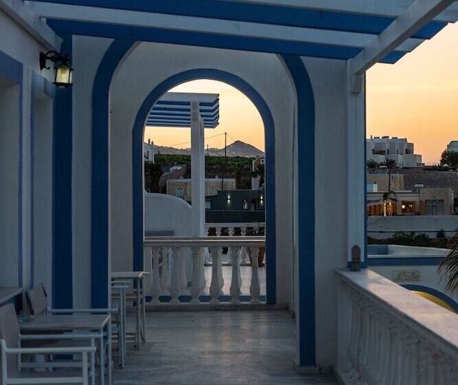 غرفة قياسية رباعية, Stavros Villas