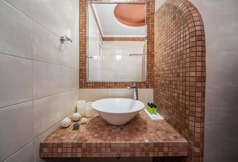 غرفة قياسية رباعية, Stavros Villas