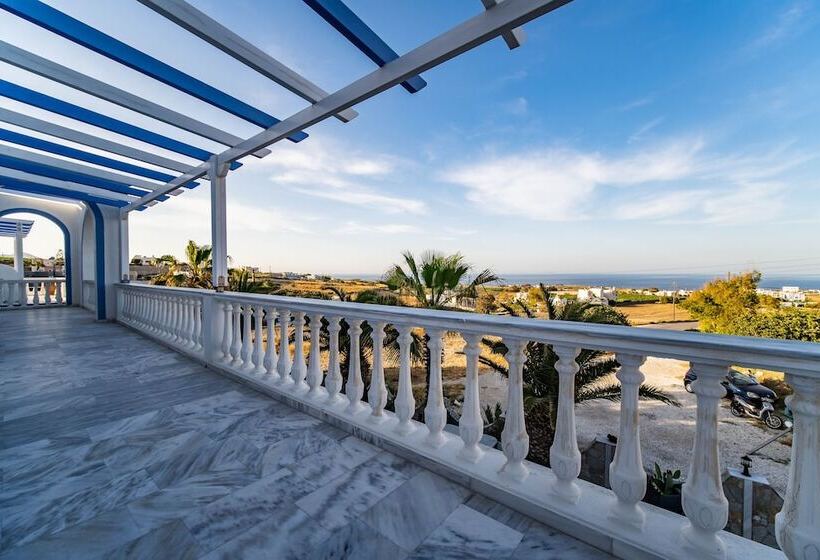 غرفة قياسية رباعية, Stavros Villas