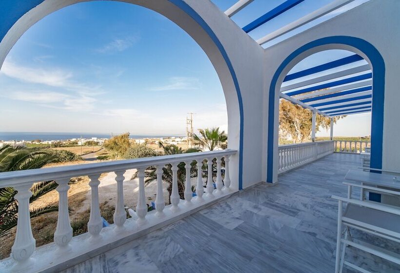 غرفة قياسية رباعية, Stavros Villas