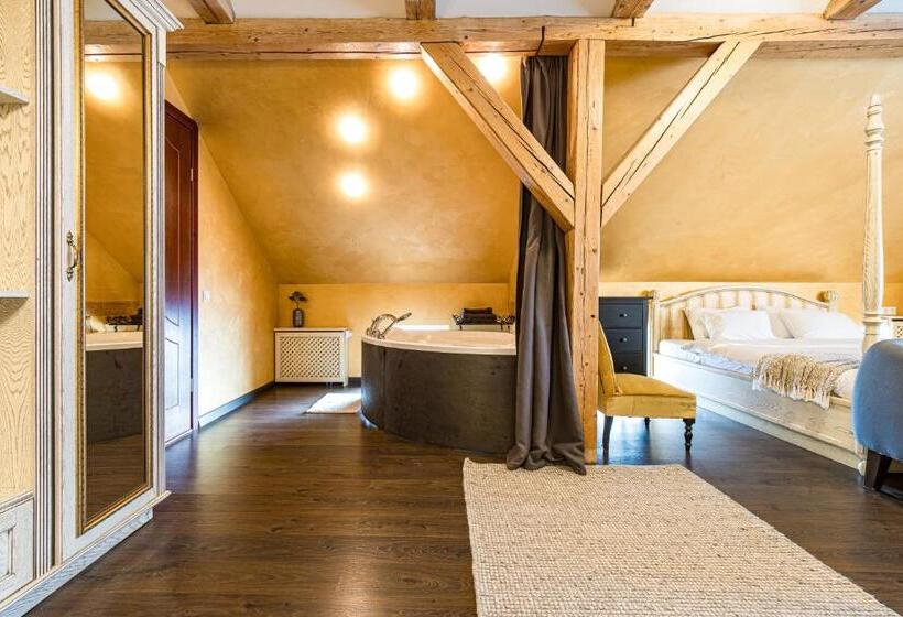 Deluxe Suite King Bed, Kurpiai   Suites & Spa