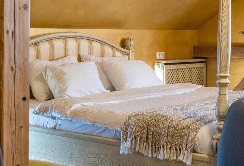 Deluxe Suite King Bed, Kurpiai   Suites & Spa