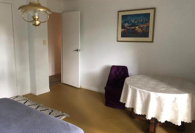 דירת שלושה חדרים, Fun Times