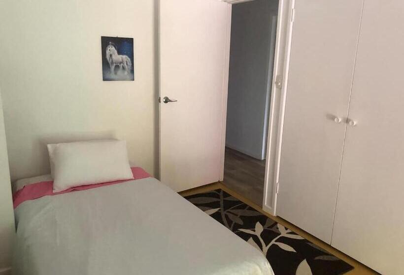 דירת שלושה חדרים, Fun Times