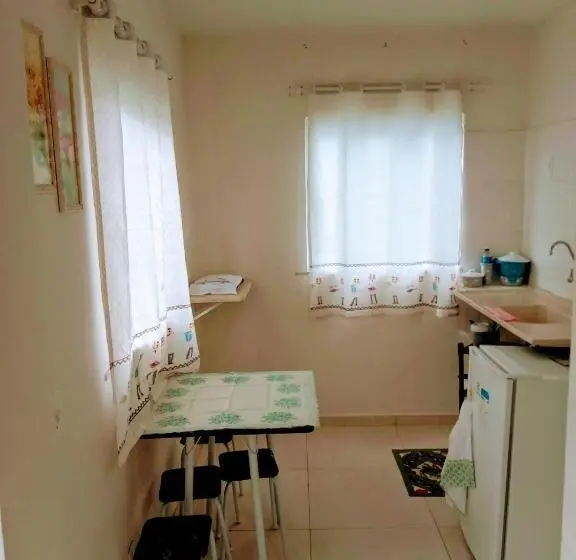 ファミリールーム, Suites Para Casais Na Praça Oswaldo Cruz