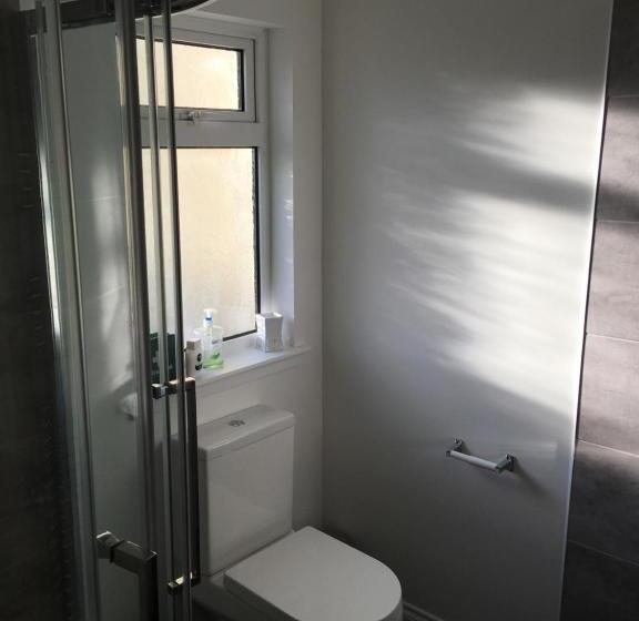 Chambre Standard, Brecbennoch