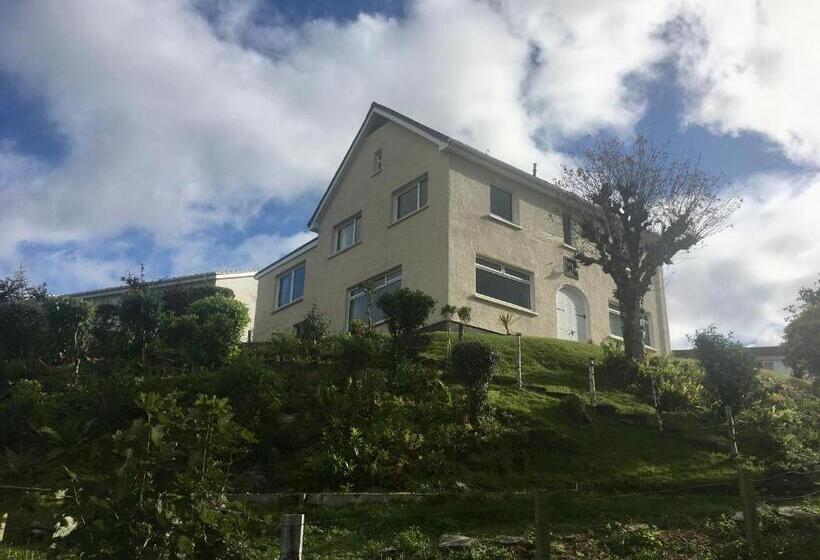 Chambre Standard, Brecbennoch