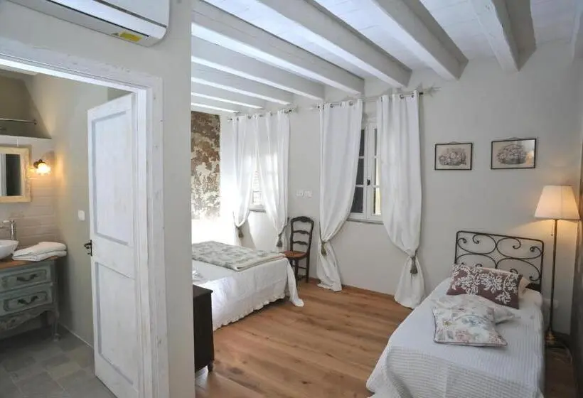 Standard Kolmen Hengen Huone, Casa Lumaca