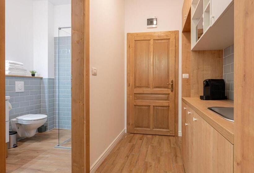 اتاق استاندارد, Central Park Rooms