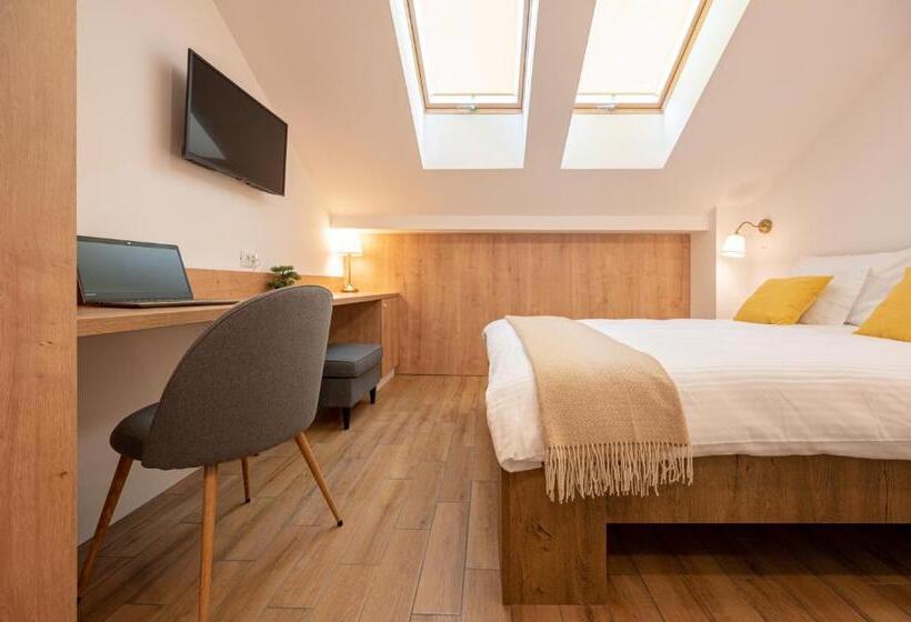 اتاق استاندارد, Central Park Rooms