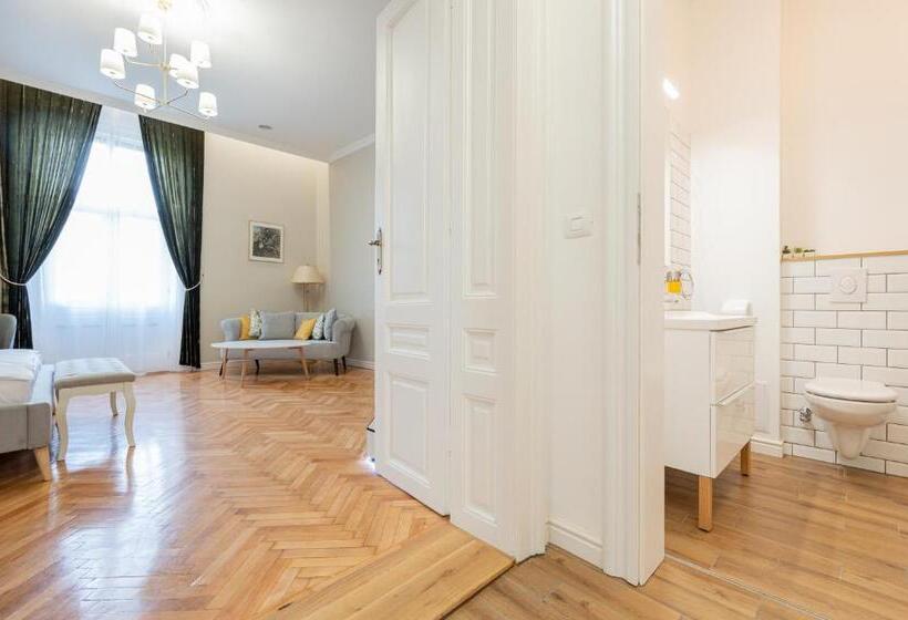 آپارتمان لوکس 1 خوابه, Central Park Rooms