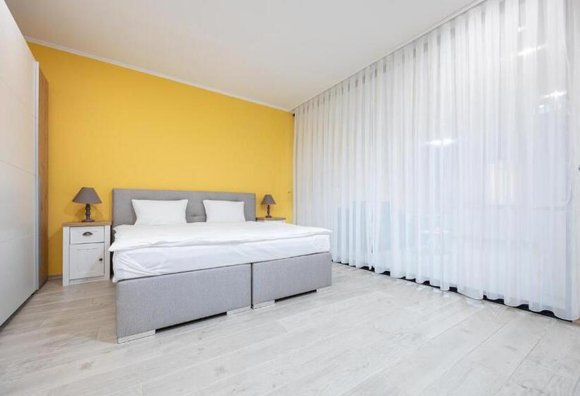 آپارتمان 1 خوابه همکف, Central Park Rooms