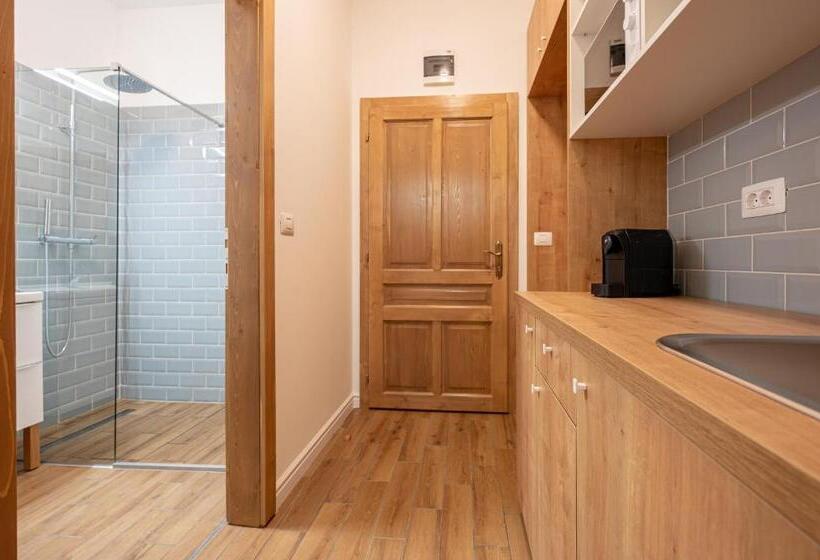 اتاق استاندارد, Central Park Rooms