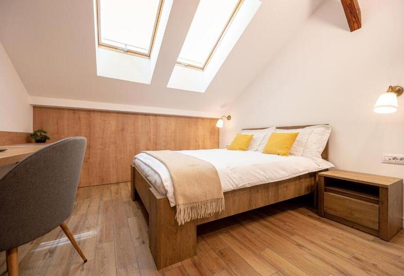 اتاق استاندارد, Central Park Rooms