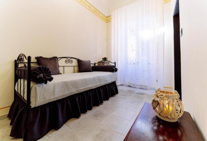Трехместный Номер Deluxe, Come Nelle Favole The Classic B&b