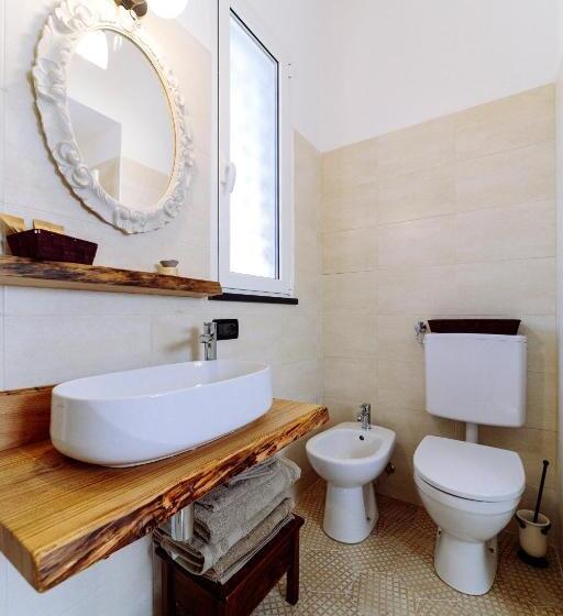 豪华三人间, Come Nelle Favole The Classic B&b