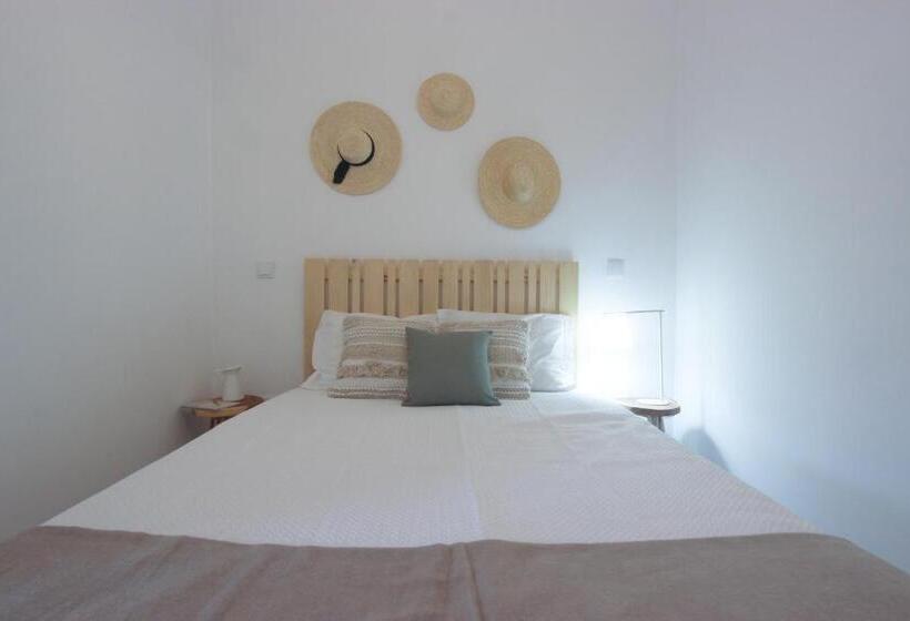 جناح, Hostel Retiro Do Gerês