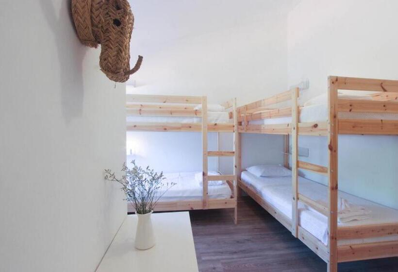 Четырехместный Номер Стандарт, Hostel Retiro Do Gerês