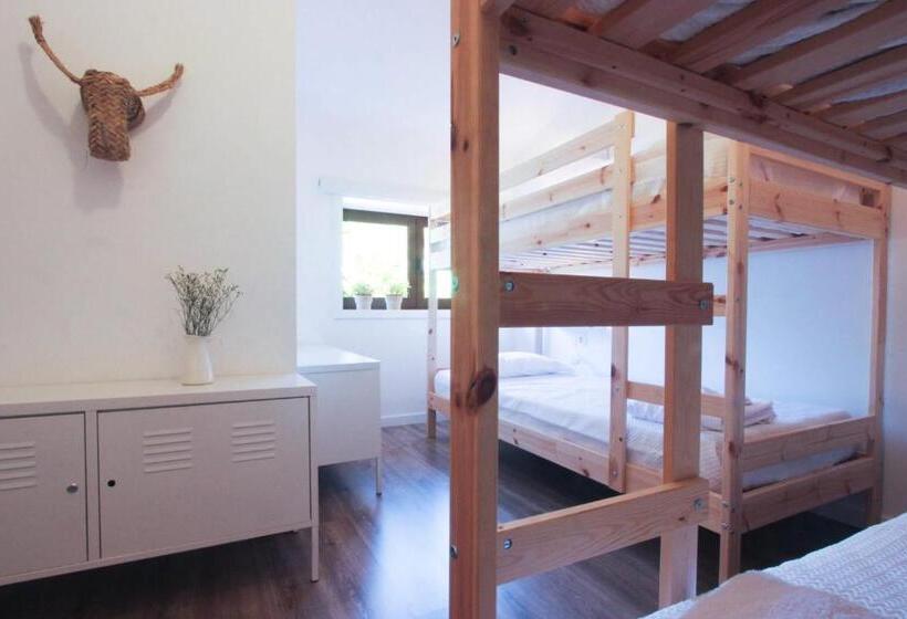 غرفة قياسية رباعية, Hostel Retiro Do Gerês