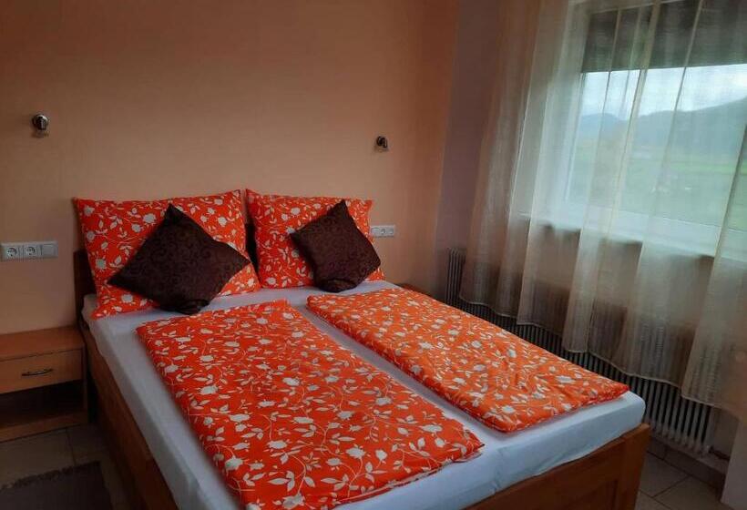 اتاق خانوادگی, Pension Horvath