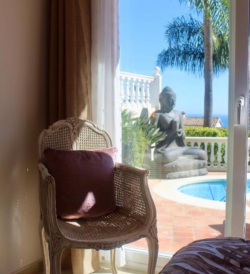 اتاق لوکس با چشم‌انداز دریا, Luxury B&b Villa Tauro