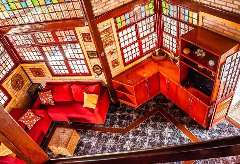 بانگلوی استاندارد, Villa Zanotto Piri